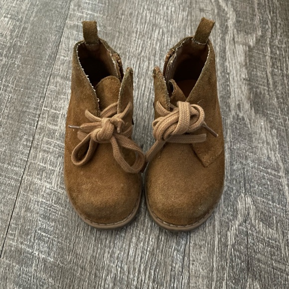 Gap boy shoes - Picture 2 of 2